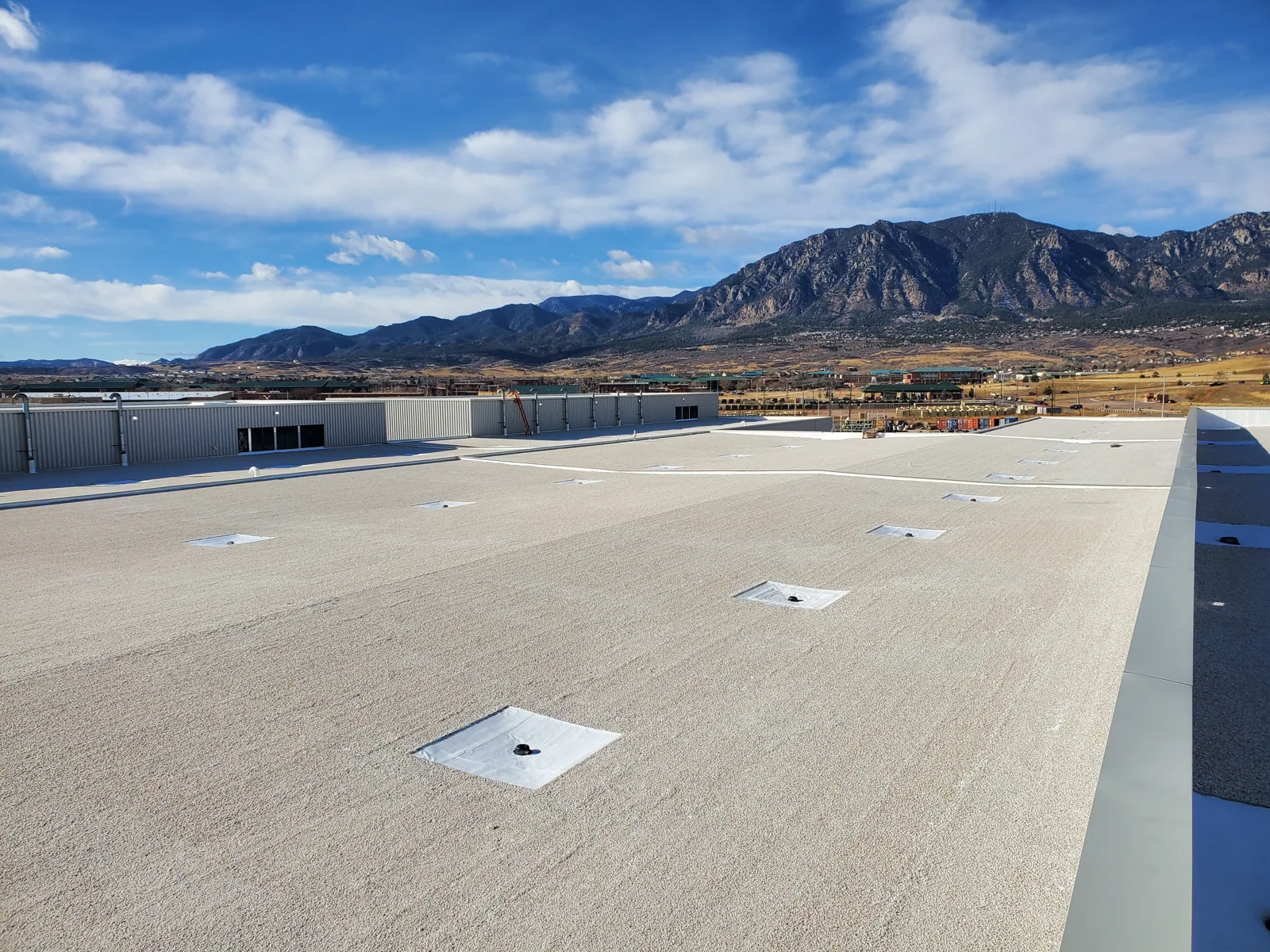 Chandler built-up roofing alternatives with their separate felt-ply and asphalt construction